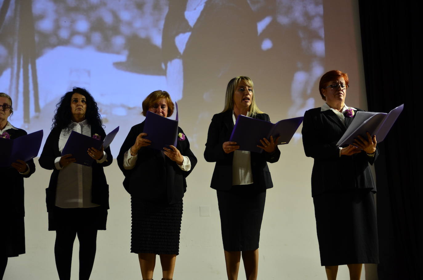 Fotos: Homenaje a las mujeres concejalas en la historia de Huétor Vega