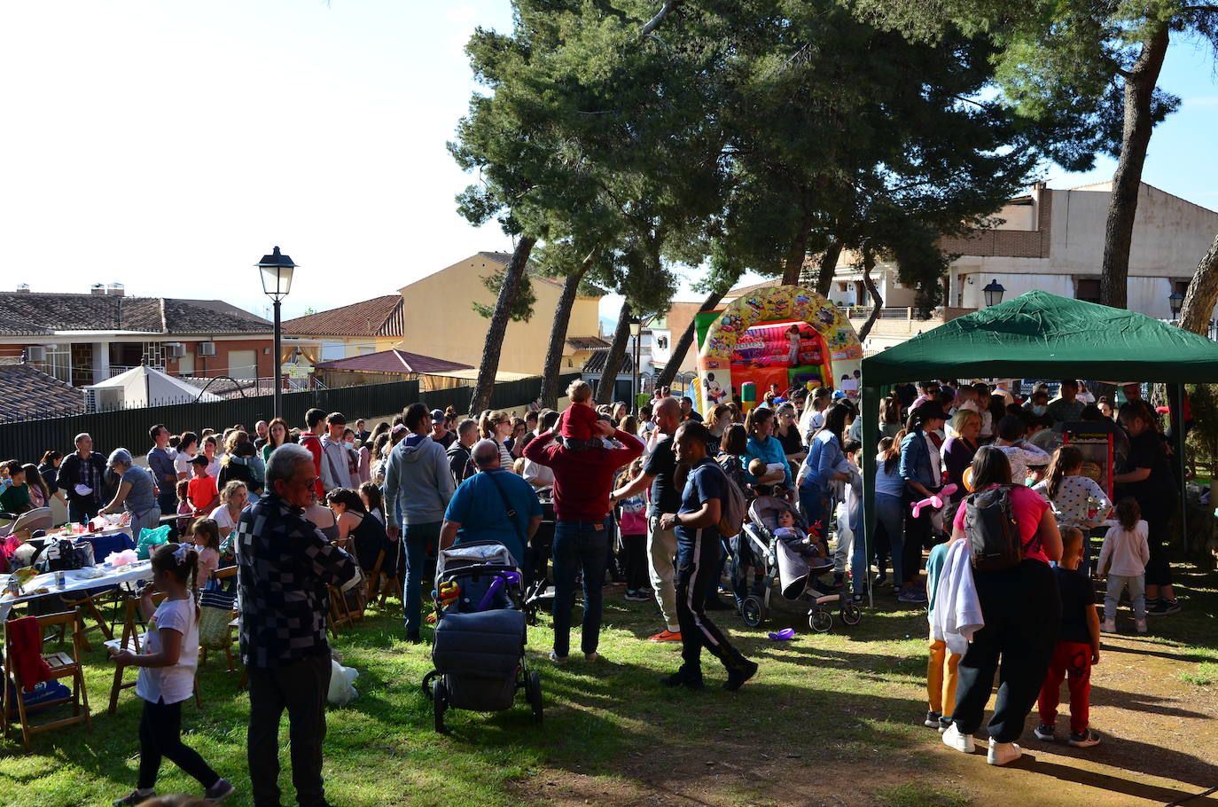 Fotos: 'Roar el güevo': la merienda más divertida de Huétor Vega