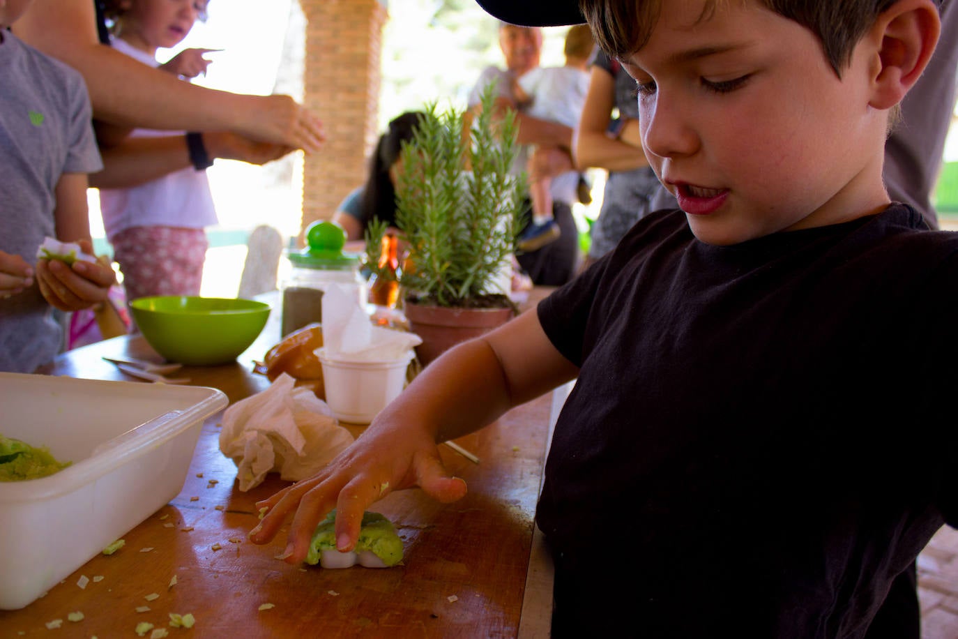 Actividad en familia, este domingo en el Parque de los Pinos de Huétor Vega.