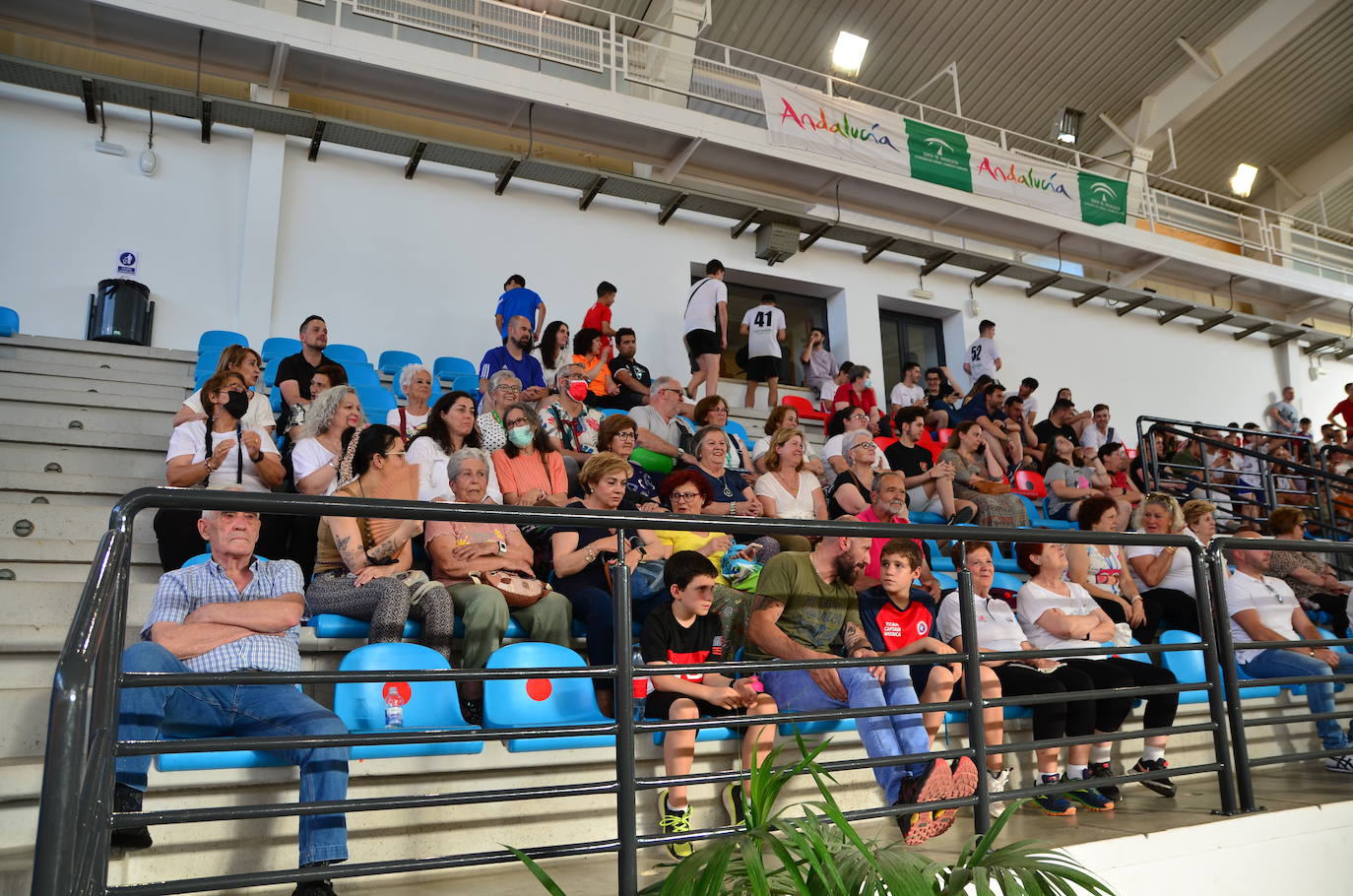 Ambiente en las gradas.