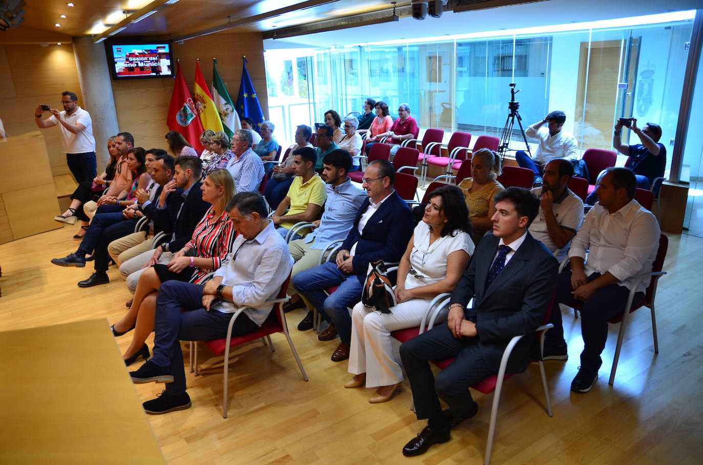 Elección y toma de posesión de Elena Duque como alcaldesa de Huétor Vega.