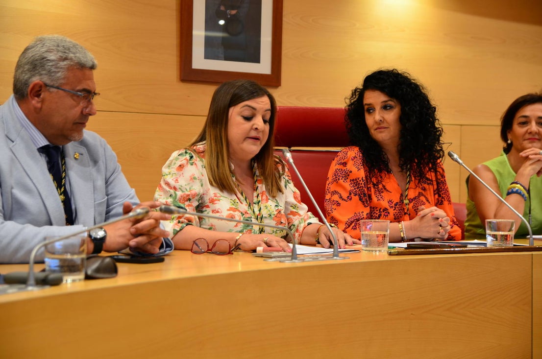 Elección y toma de posesión de Elena Duque como alcaldesa de Huétor Vega.