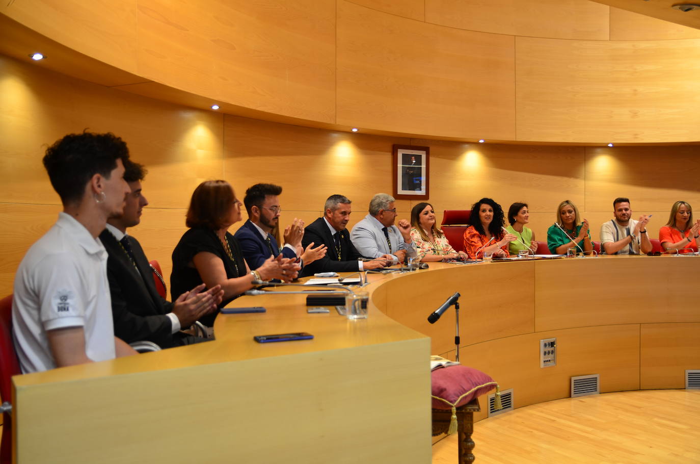 Elección y toma de posesión de Elena Duque como alcaldesa de Huétor Vega.