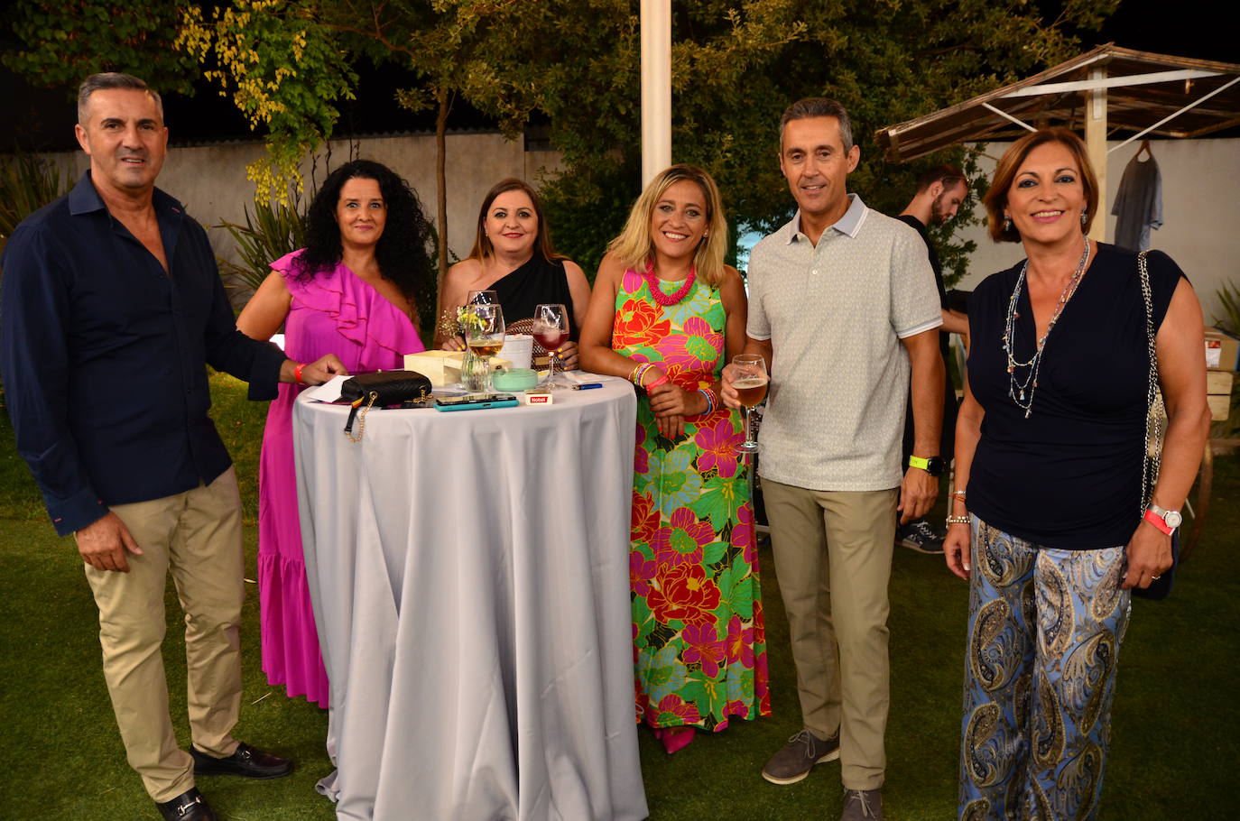 Ambiente espectacular en la Fiesta de la Juventud, celebrada en Jardines de Siddharta.