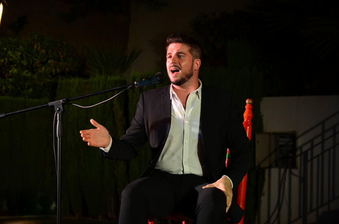 Iván Centenillo, genio y figura anoche en Huétor Vega.