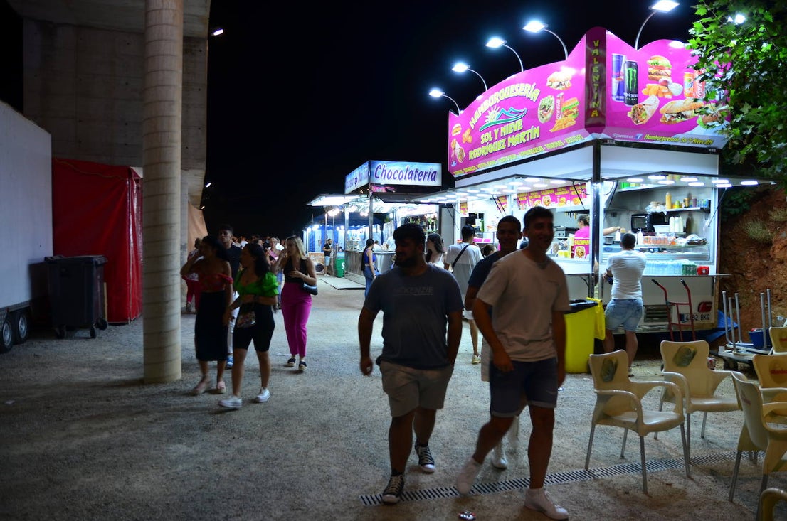 Impresionante ambiente en la feria de Huétor Vega.