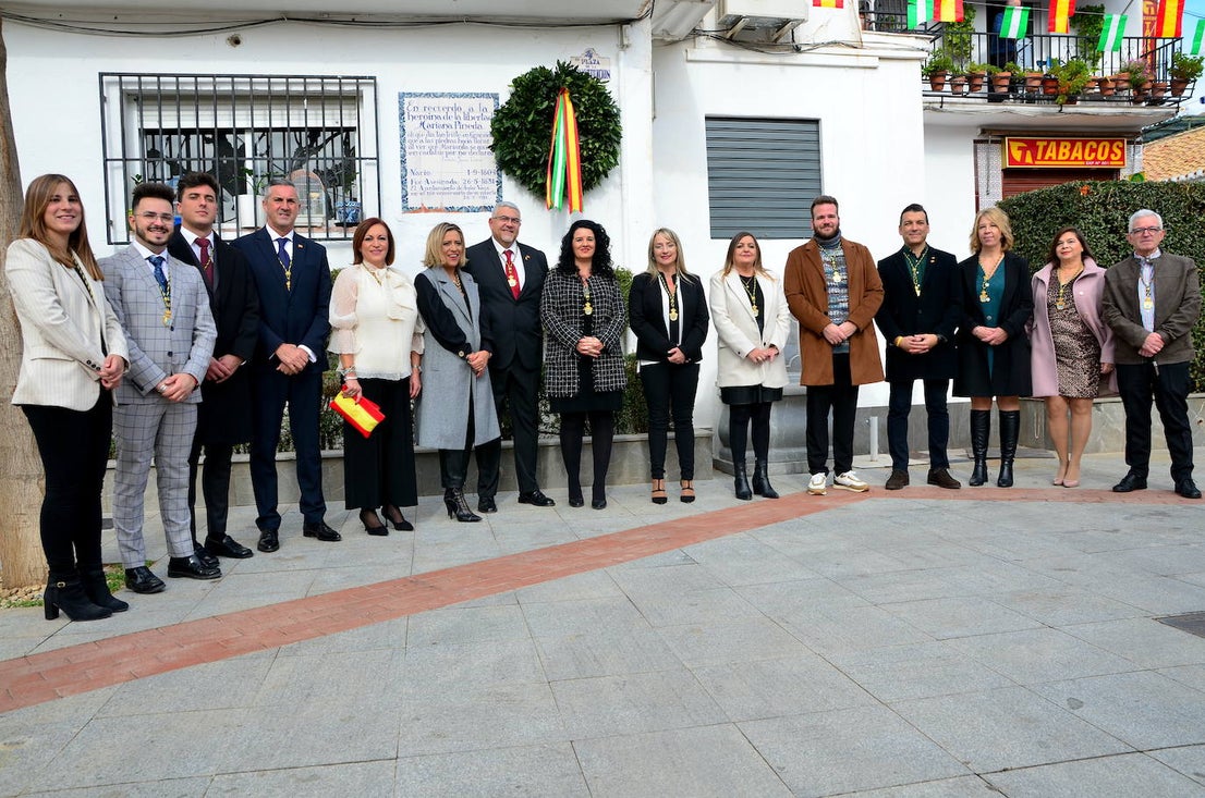 Broche del acto institucional en la plaza de la Constitución.