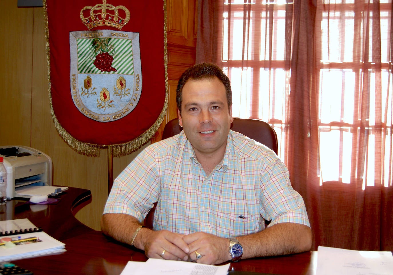 Inicio de su segunda etapa como alcalde de Huétor Vega a partir de 2011.