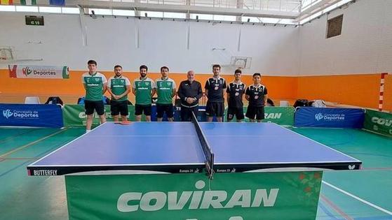 El Covirán Huétor Vega sorprende en Linares y asegura la salvación