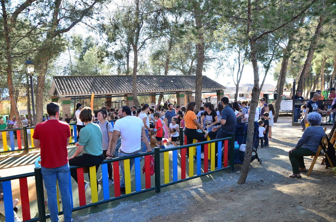 'Roar el güevo': tarde multitudinaria en Huétor Vega
