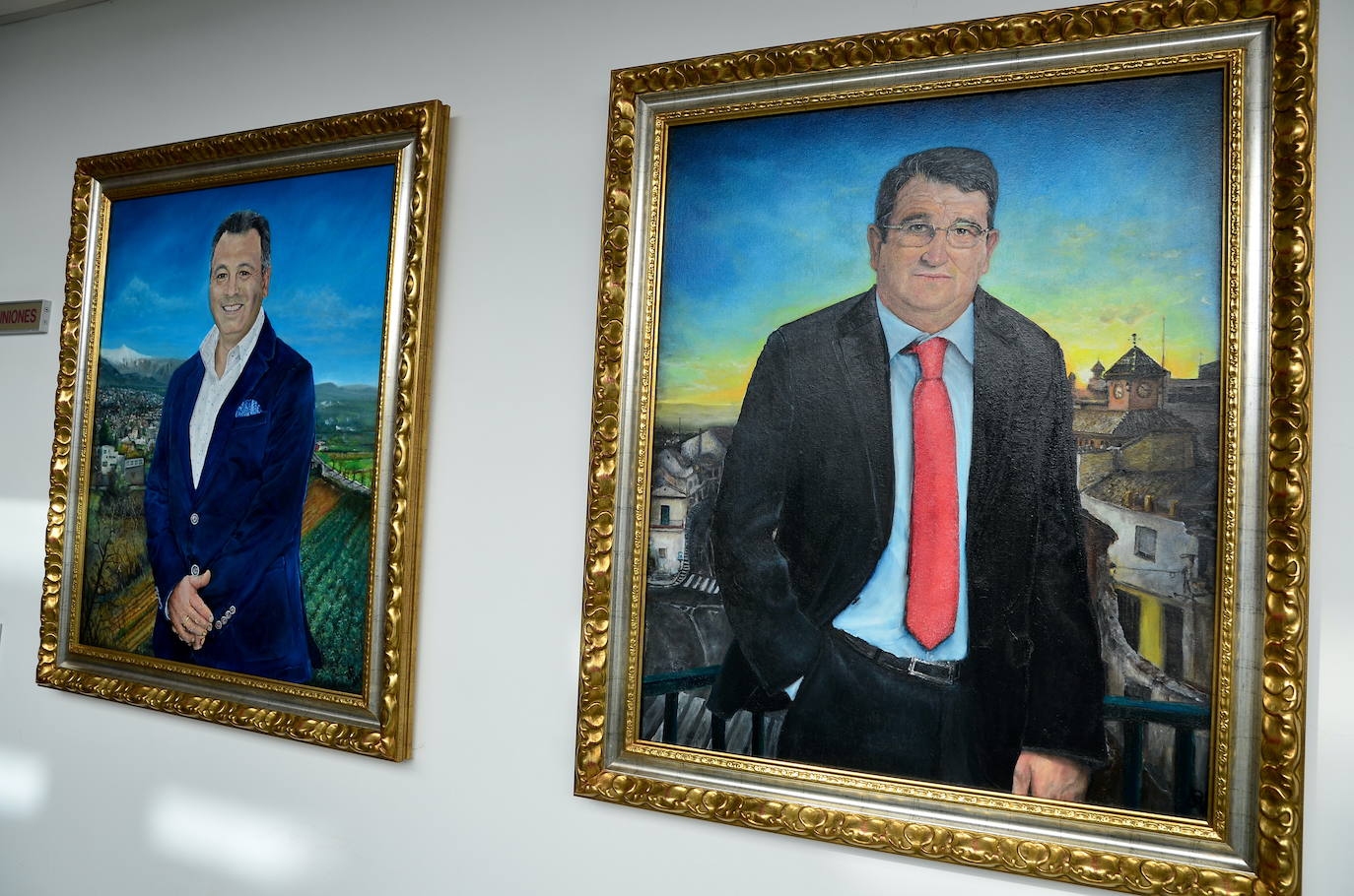 Los retratos de Mariano Molina y Plácido Hurtado se unen a la galería de alcaldes de Huétor Vega