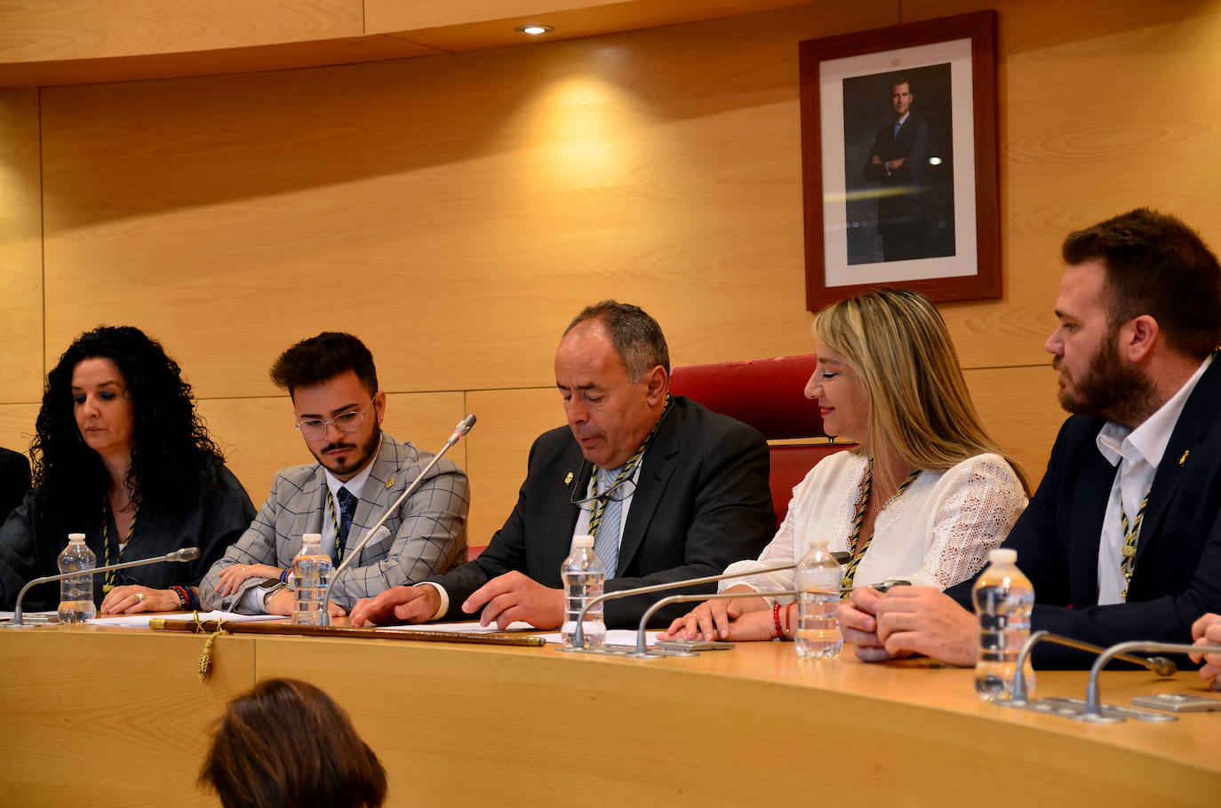 El pleno de investidura de Huétor Vega, desde dentro