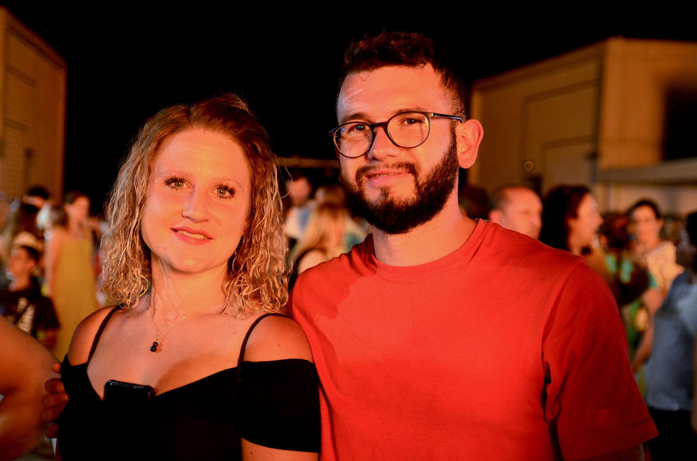 La Hoguera de San Juan eleva la felicidad en Huétor Vega