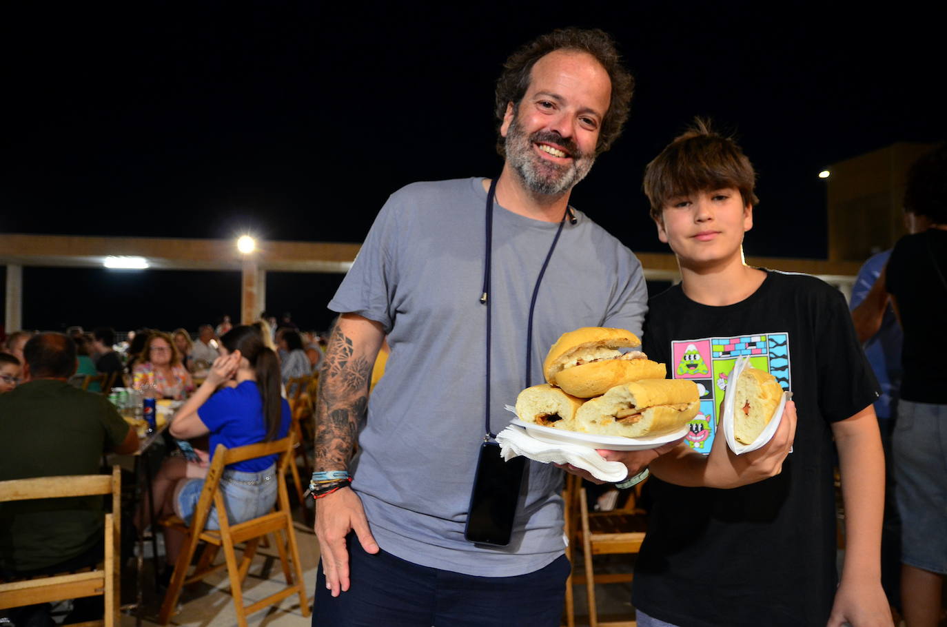 La Hoguera de San Juan eleva la felicidad en Huétor Vega