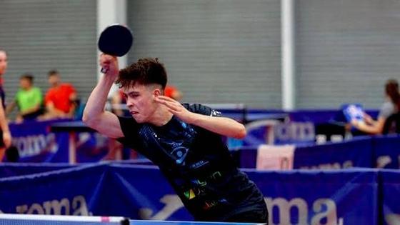 Hugo Urquízar gana el Campeonato de España infantil en dobles
