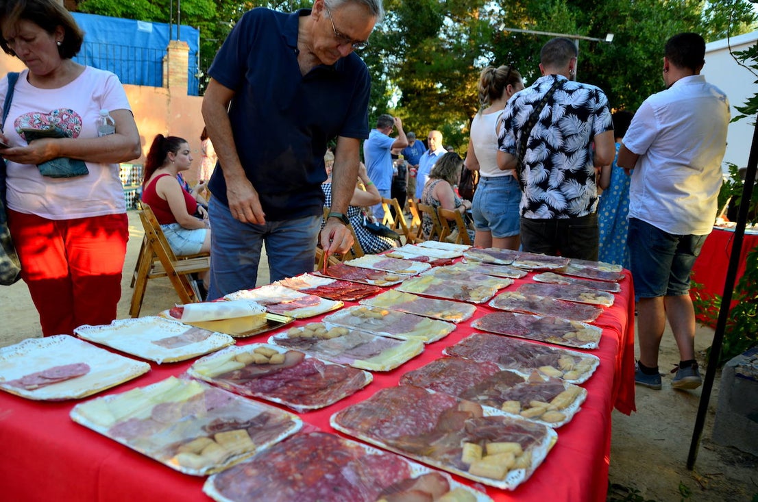 Encuentro de artesanos y artistas en Huétor Vega