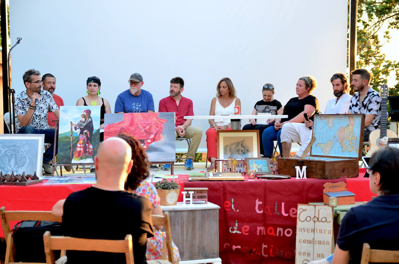Encuentro de artesanos y artistas en Huétor Vega