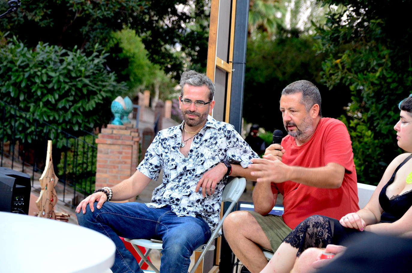 Encuentro de artesanos y artistas en Huétor Vega