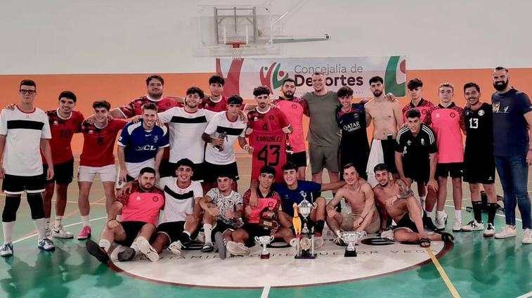 La primera 'Kings League' de Huétor Vega concluye con gran éxito de participación