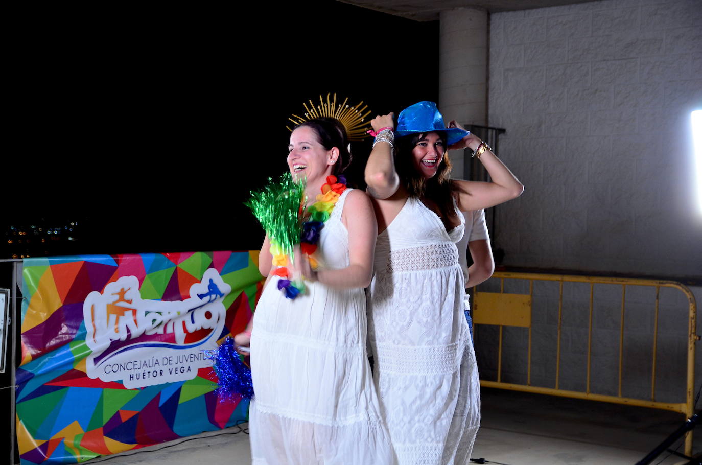 Nueva Fiesta de Blanco de la Juventud en Huétor Vega