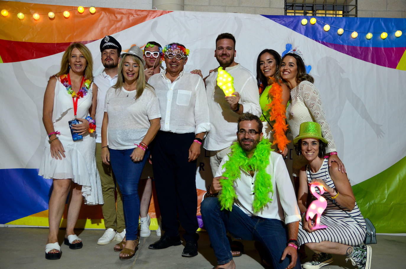 Nueva Fiesta de Blanco de la Juventud en Huétor Vega