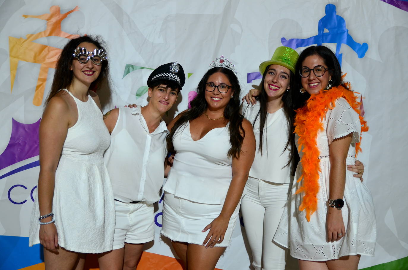 Nueva Fiesta de Blanco de la Juventud en Huétor Vega