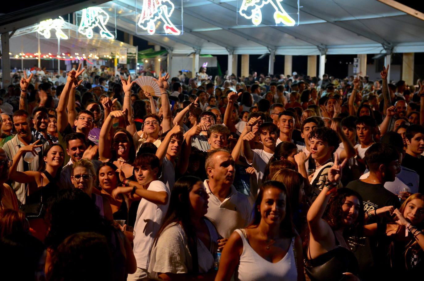 Gran ambiente en el Ferial de Huétor Vega