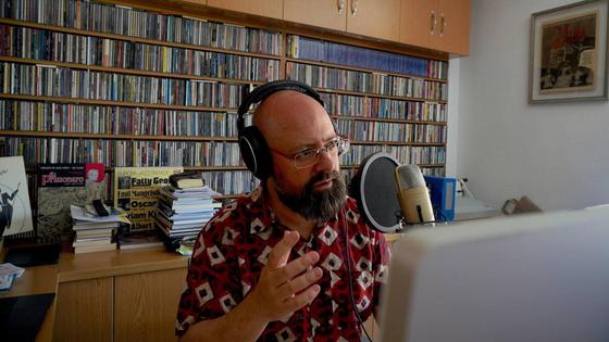 La asociación de David Zaafra crea el podcast 'La esencia secreta de las cosas'
