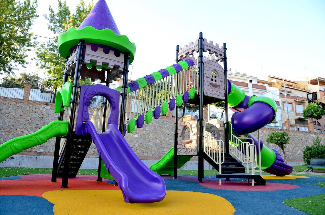 Plan de remodelación de los parques infantiles de Huétor Vega