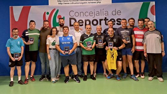 Los veteranos ponen el broche a la Liga de Verano de Huétor Vega