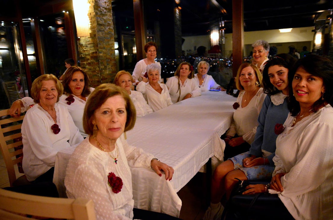 La cena con baile flamenco de San Miguel en Huétor Vega