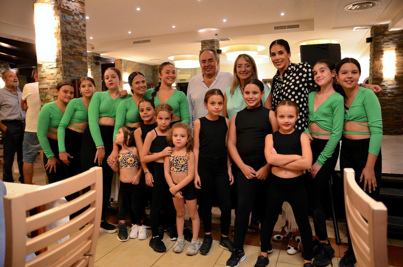 La cena con baile flamenco de San Miguel en Huétor Vega