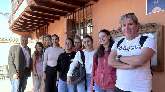 El IES Los Neveros acoge a seis estudiantes francesas del programa 'Picasso Mob'