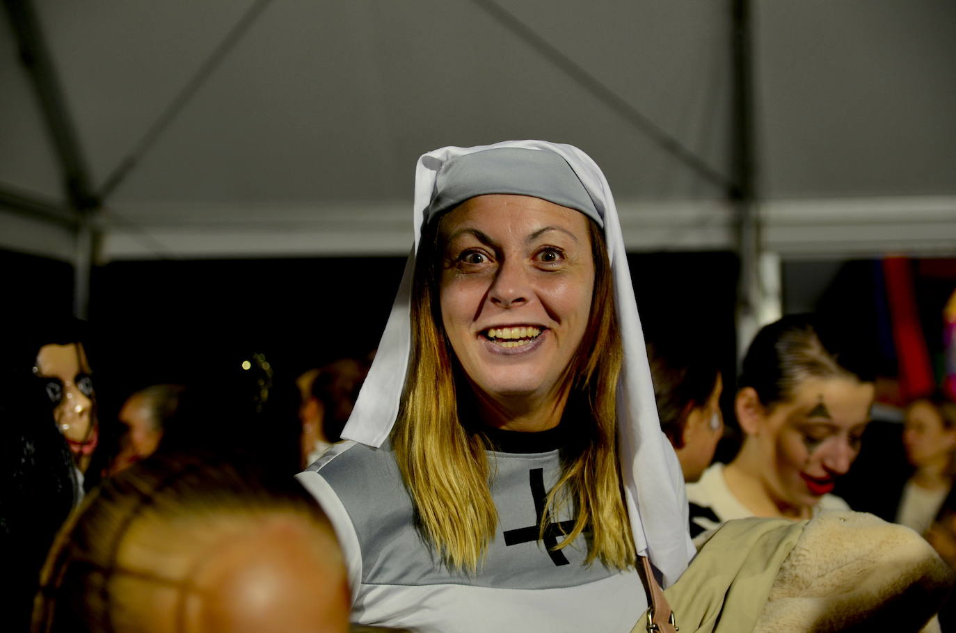 La gente de Huétor Vega se transforma en Halloween