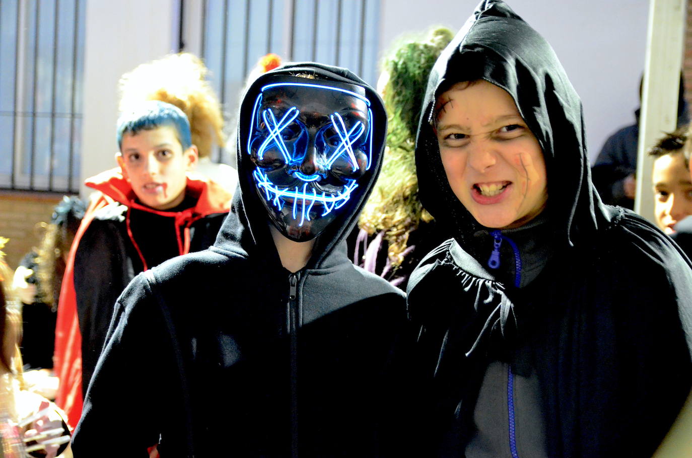 La gente de Huétor Vega se transforma en Halloween