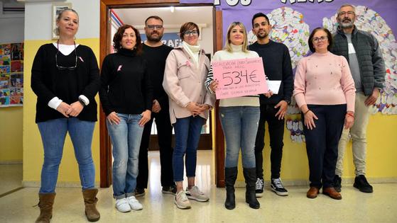 La AMPA Sierra Nevada recauda 534 euros con sus lazos solidarios