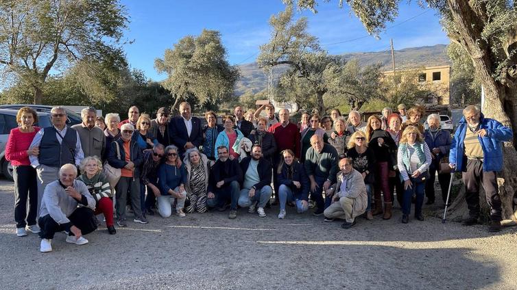 La concejalía de Mayores de Huétor Vega organiza una visita a Soportújar y Órgiva