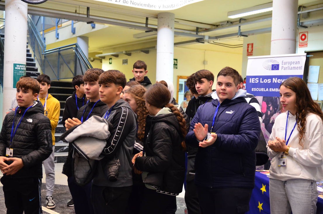 El instituto de Huétor Vega ejerce de 'Escuela Embajadora' de la Unión Europea