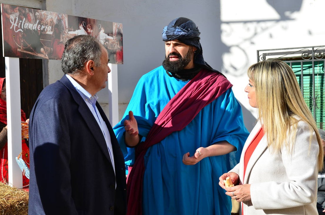 El belén viviente abre los brazos en Huétor Vega