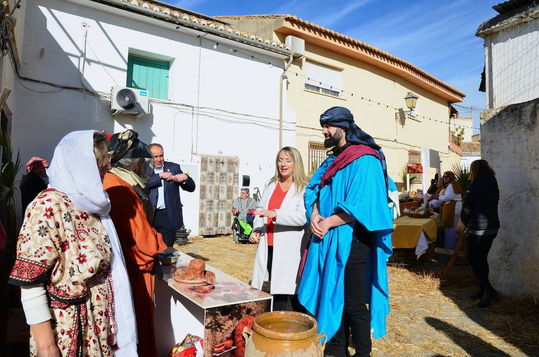 El belén viviente abre los brazos en Huétor Vega