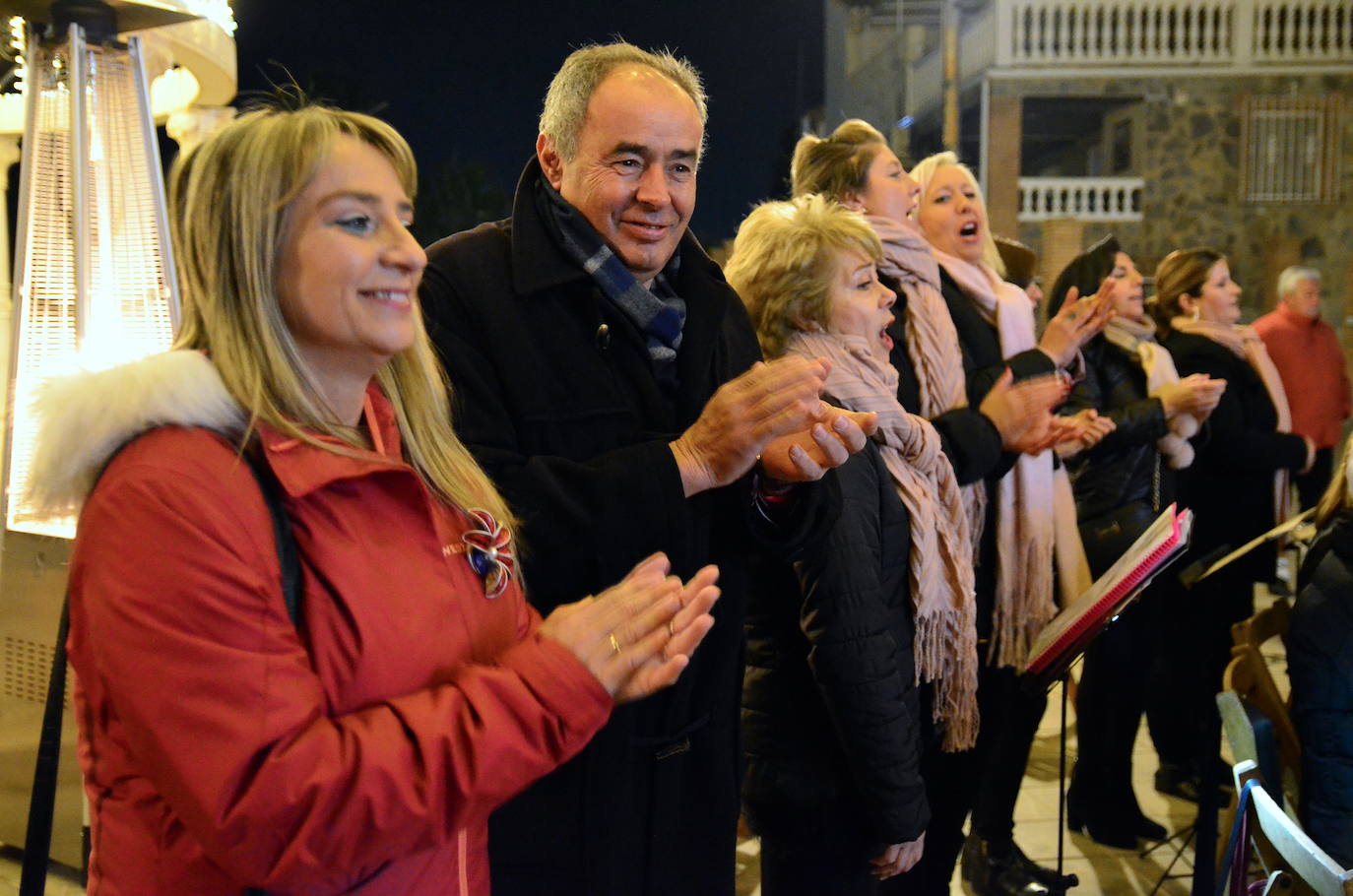 Fiesta de villancicos y panderetas en Huétor Vega