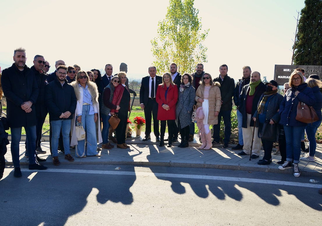 Huétor Vega inaugura el Mirador de la Vega Alcalde Mariano Molina del Paso