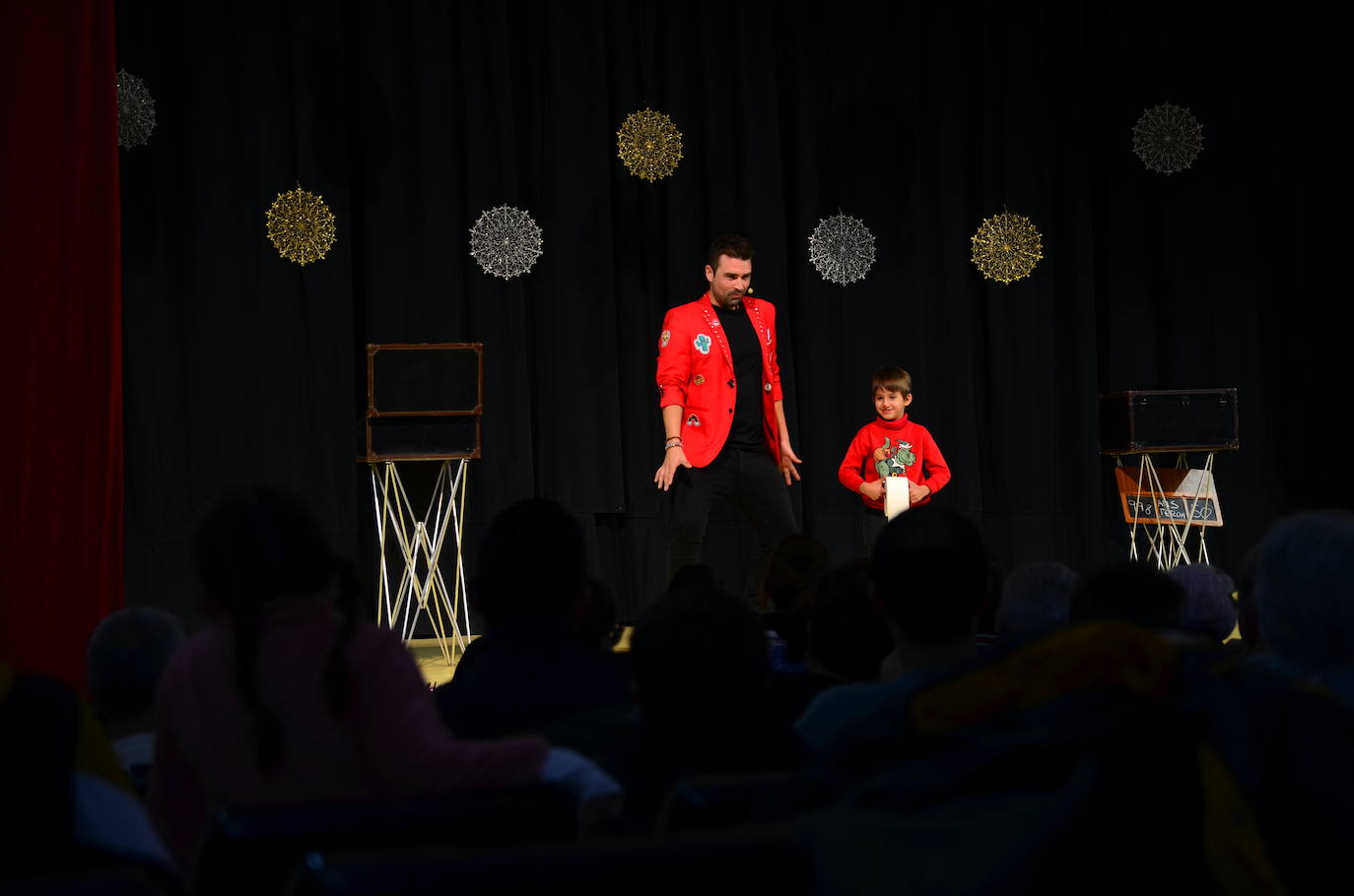 Cartas a los Reyes Magos, trucos y carcajadas en Huétor Vega