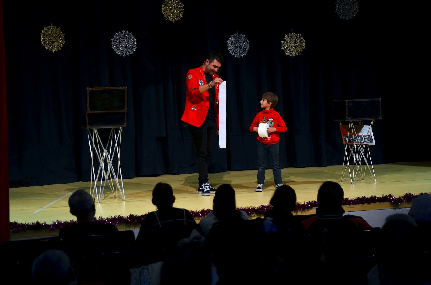 Cartas a los Reyes Magos, trucos y carcajadas en Huétor Vega