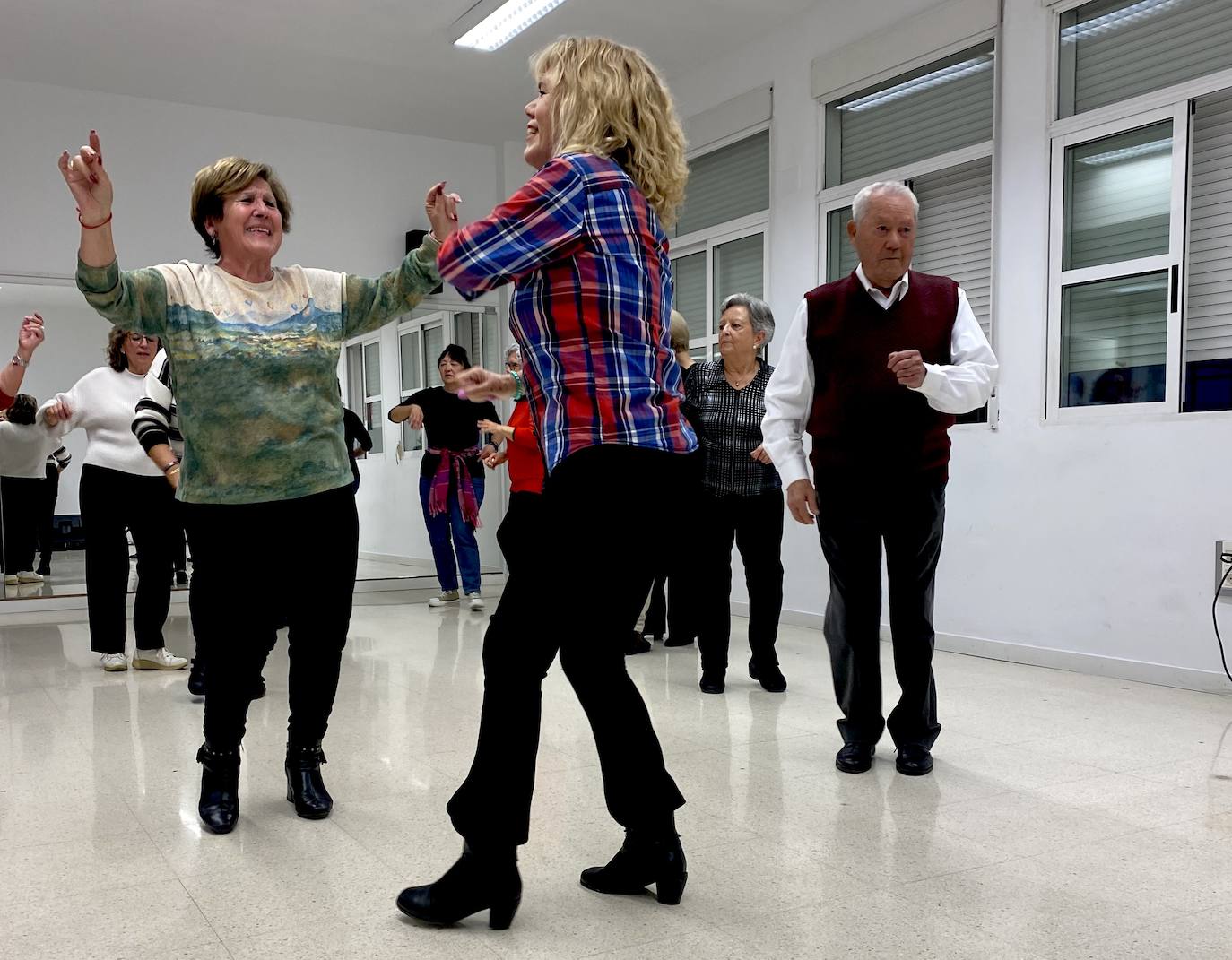 Los mayores de Huétor Vega, moviendo el esqueleto.