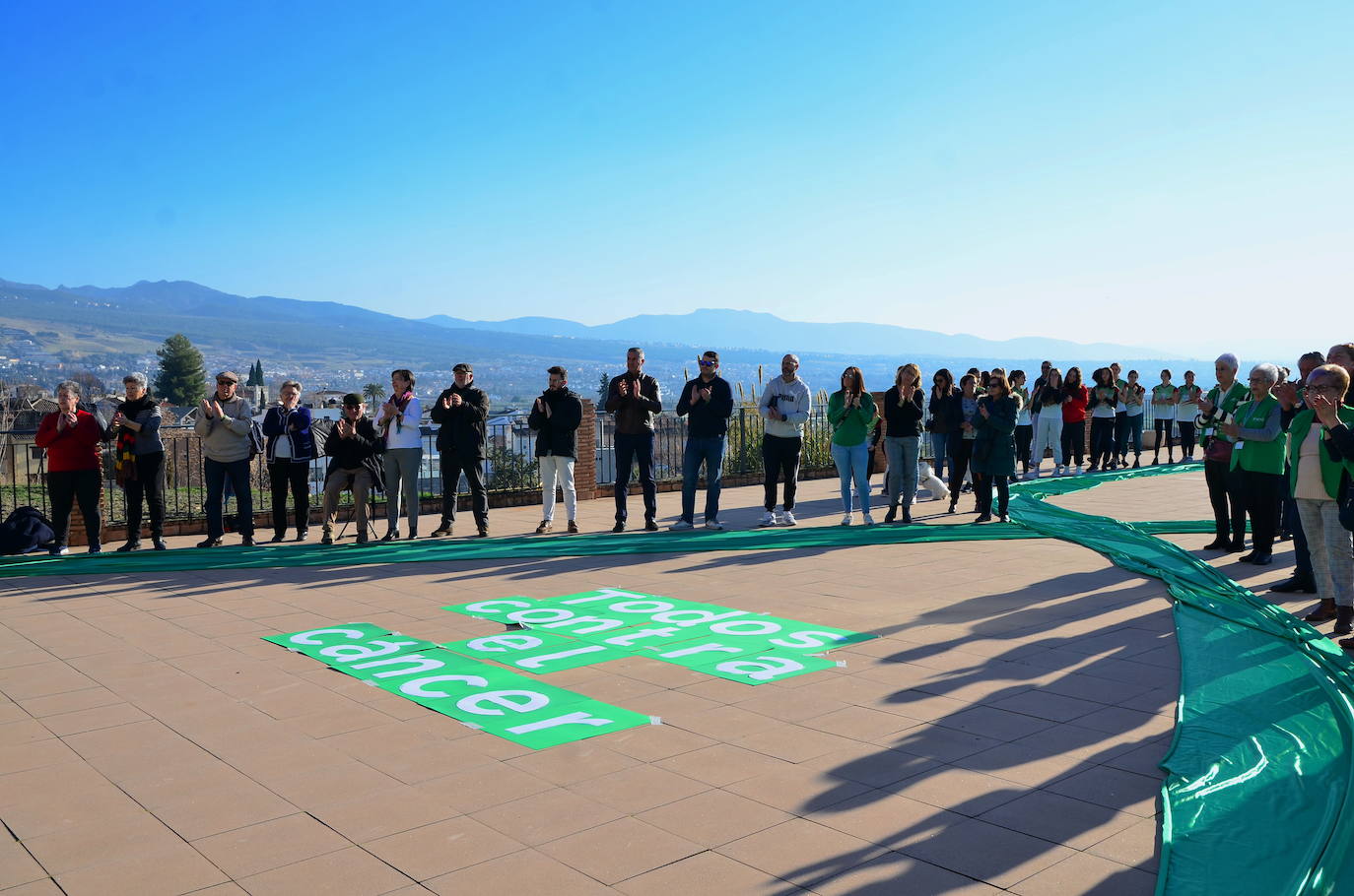 Mensaje de visibilización de la lucha contra el cáncer, en Huerta Cercada.