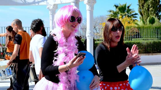 Carnaval en Huétor Vega: Entierro de la Sardina, concursos de disfraces y chirigota
