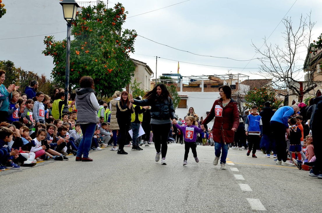 La comunidad educativa de Huétor Vega sueña con la paz
