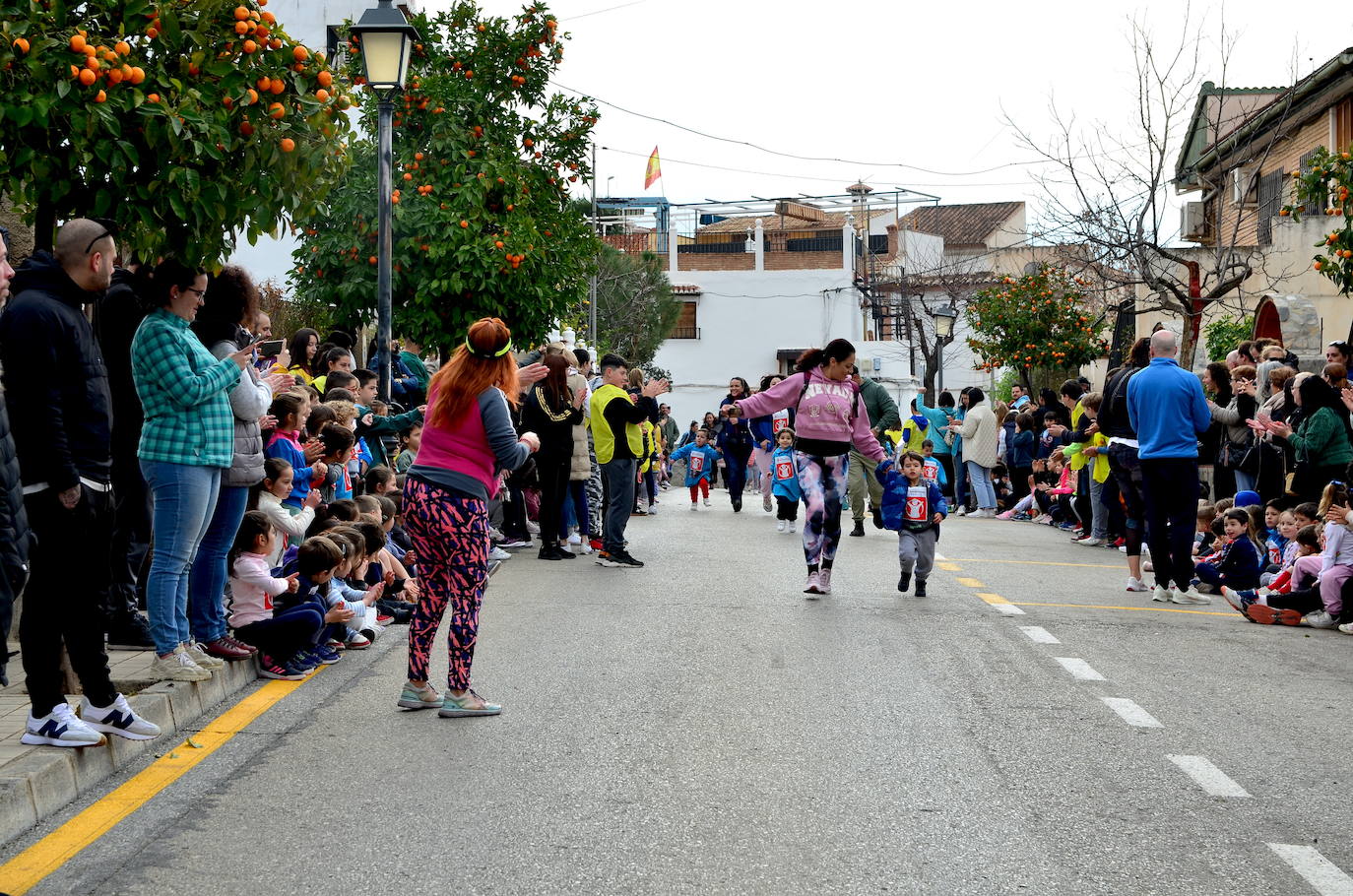 La comunidad educativa de Huétor Vega sueña con la paz