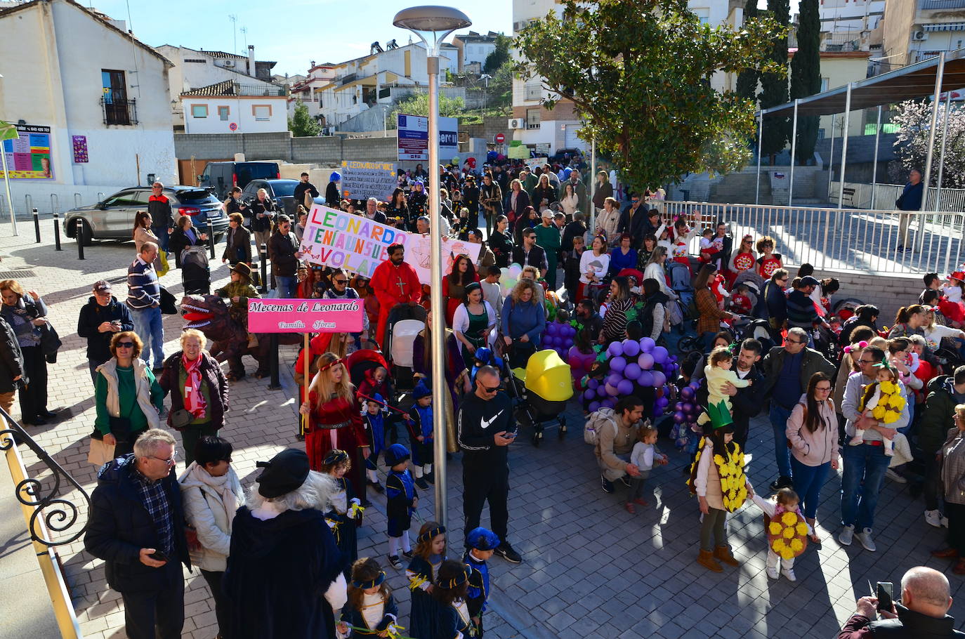Encuéntrate en el pasacalles del carnaval de Huétor Vega